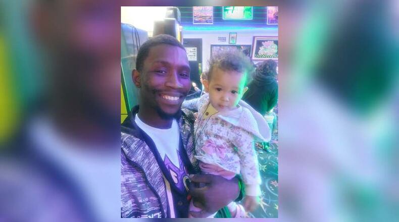 Deshawn Pressley helped get a woman's purse back after a suspect snatched in from her inside Kroger in Lemon Twp.