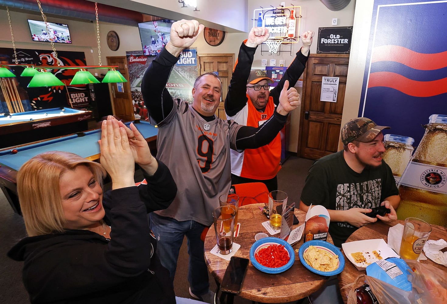 013022 Bengals fans