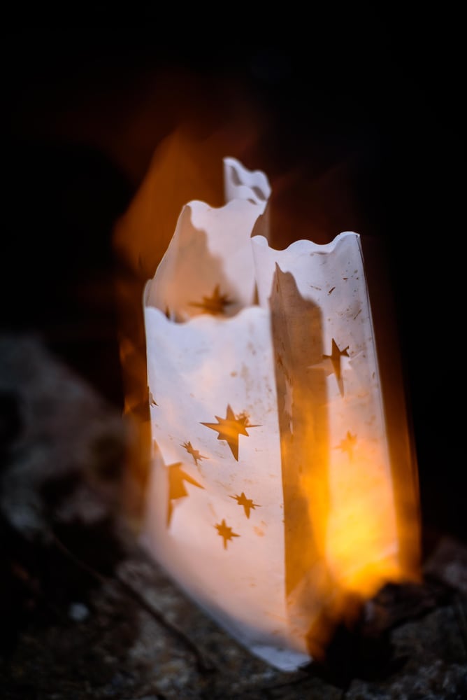 PHOTOS: Holiday Luminary Walk & Live Nativity at Hidden Valley Orchards