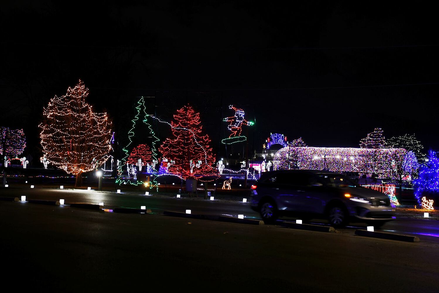 121124 Light Up Middletown