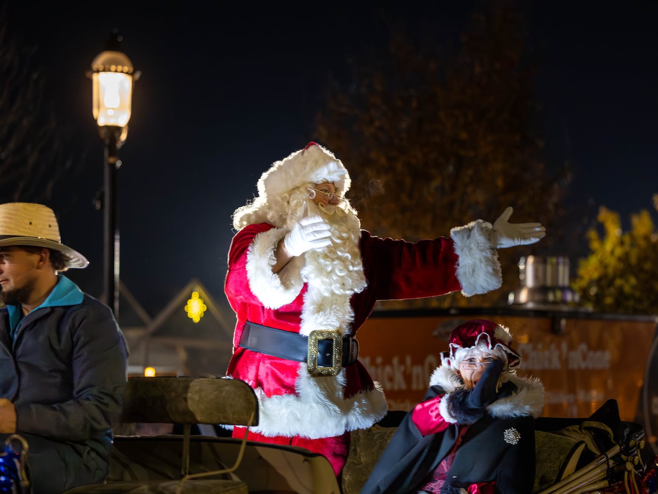 Hamilton Welcomes The Holidays 2025