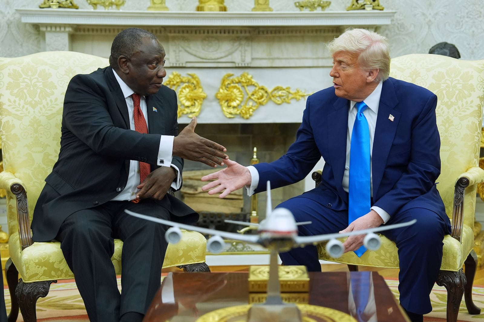 President Donald Trump meets South African President Cyril Ramaphosa in the Oval Office of the White House, Wednesday, May 21, 2025, in Washington. (AP Photo/Evan Vucci)