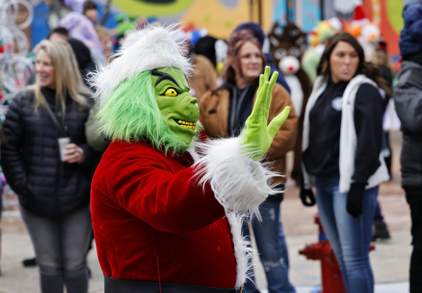 112721 Middletown Santa parade