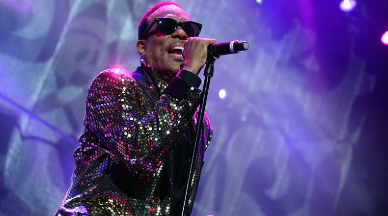 NEW YORK, NY - MARCH 05: Charlie Wilson performs onstage at Barclays Center of Brooklyn on March 5, 2015 in New York City. (Photo by Stephen Lovekin/Getty Images for M2M Construction)
