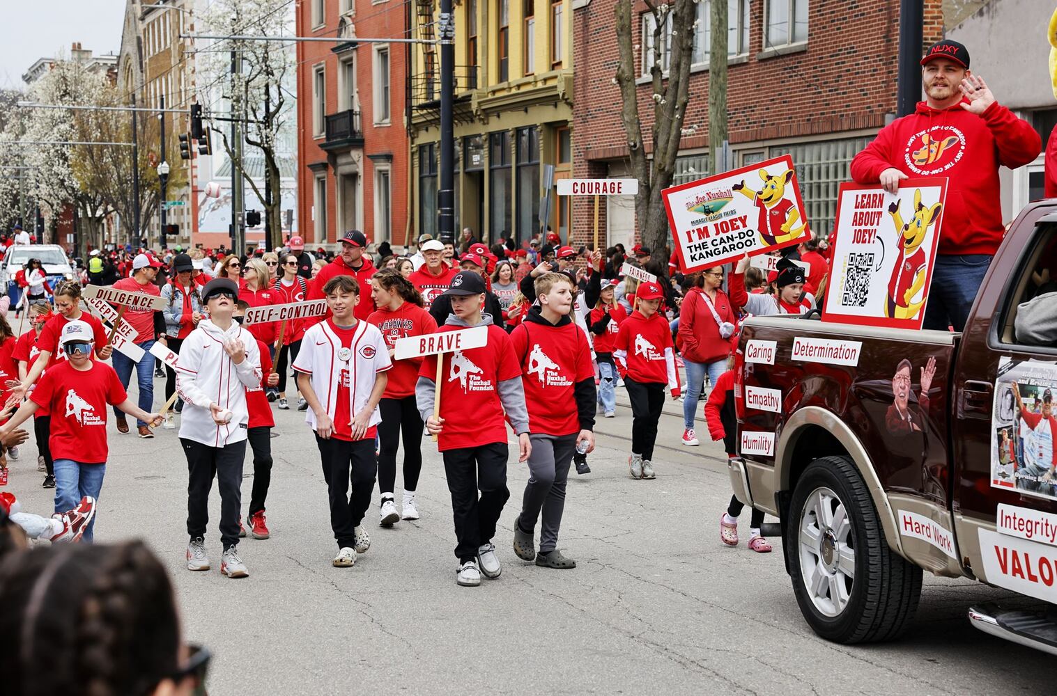 032725 Reds Parade