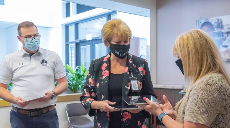 2020 iPad Donation with DPS Superintendent Elizabeth Lolli (center).