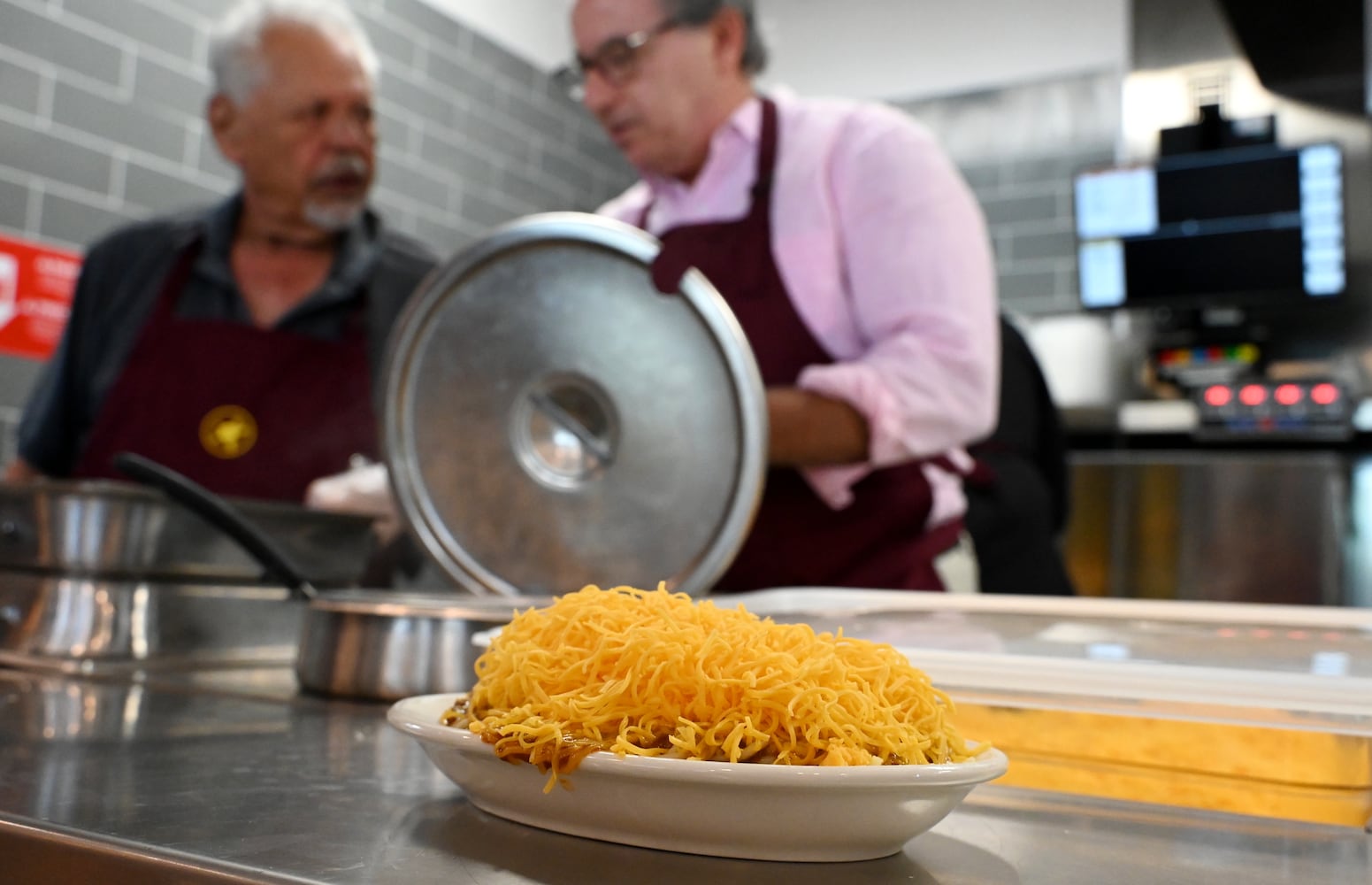 New Gold Star opens in Hamilton