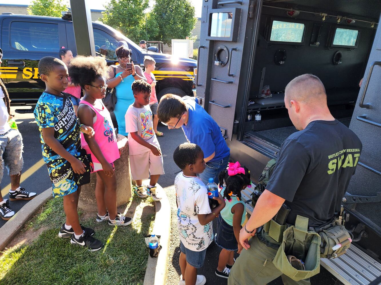 071222 Sheriff open house