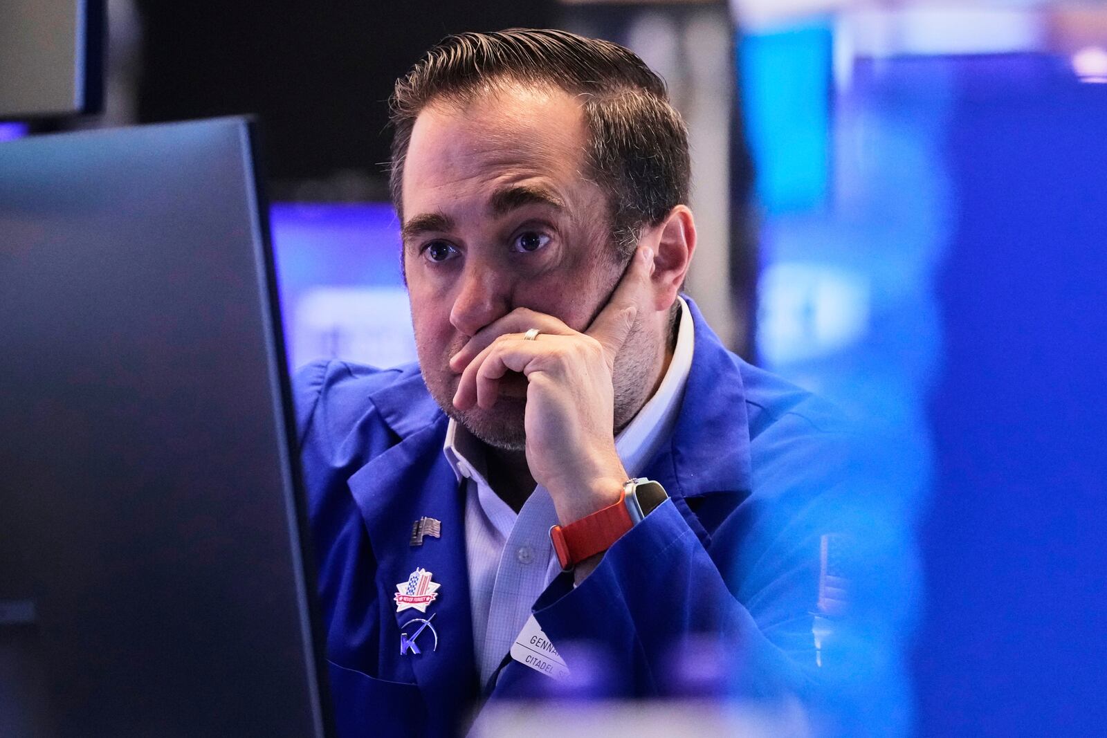 Specialist Genarro Sapolito works on the floor of the New York Stock Exchange, Thursday, April 24, 2025. (AP Photo/Richard Drew)