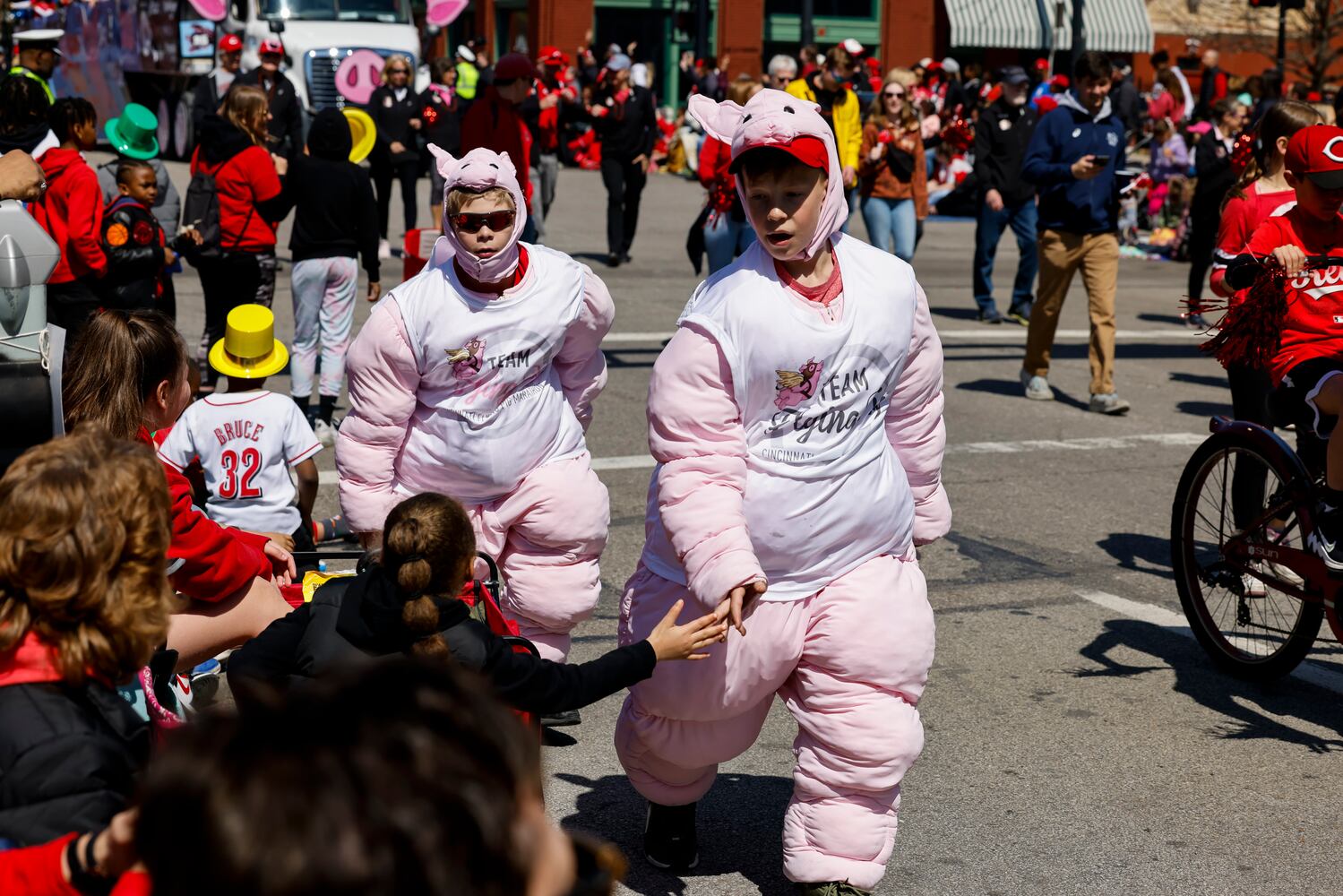 033023 Reds Parade