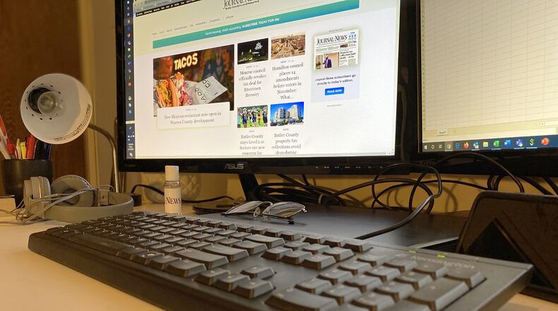 Many people have set up home offices in a spare room or converted bedroom. MICHAEL D. PITMAN/STAFF