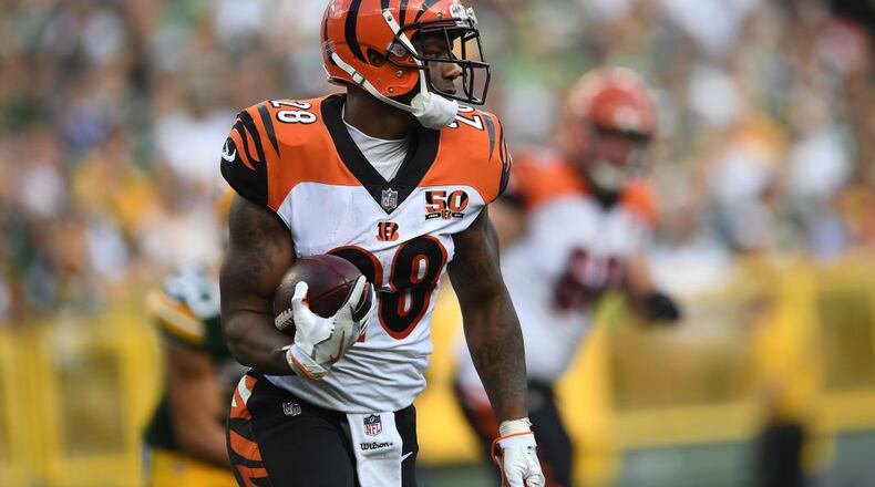 GREEN BAY, WI - SEPTEMBER 24: Joe Mixon #28 of the Cincinnati Bengals carries the ball during the second quarter against the Green Bay Packers at Lambeau Field on September 24, 2017 in Green Bay, Wisconsin. (Photo by Stacy Revere/Getty Images)