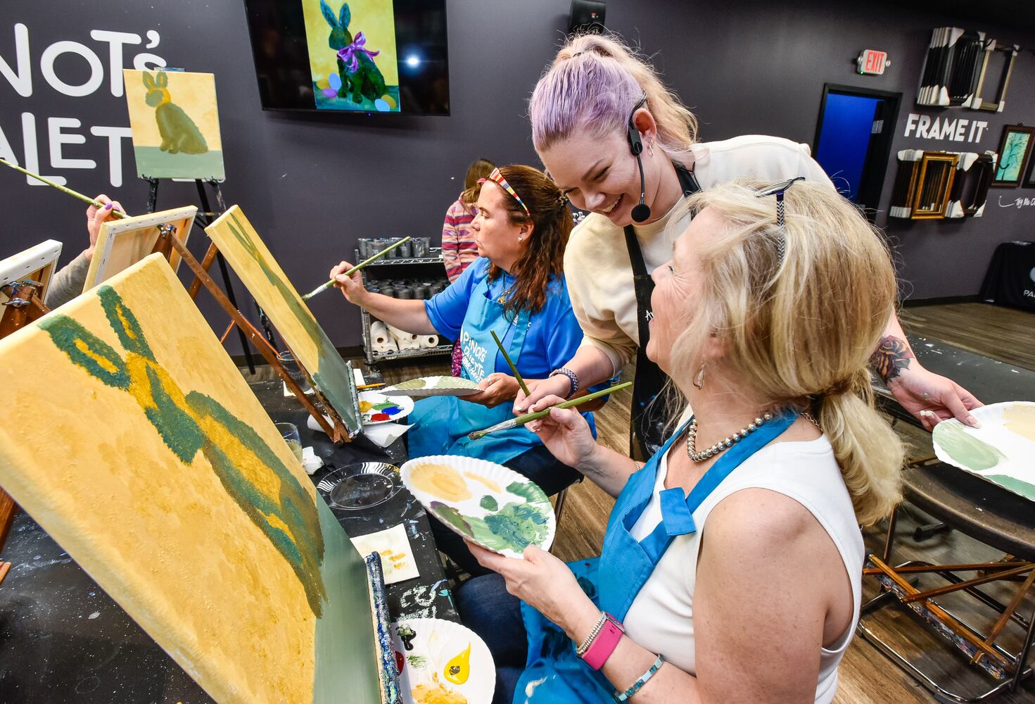 Pinot's Palette now open in West Chester