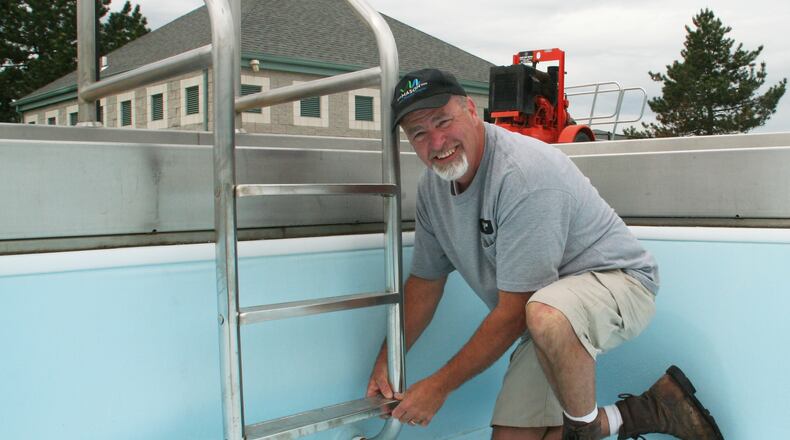 Mason City Council has put a priority on drafting a new design for the 387,000-gallon Lou Eves Municipal Pool.