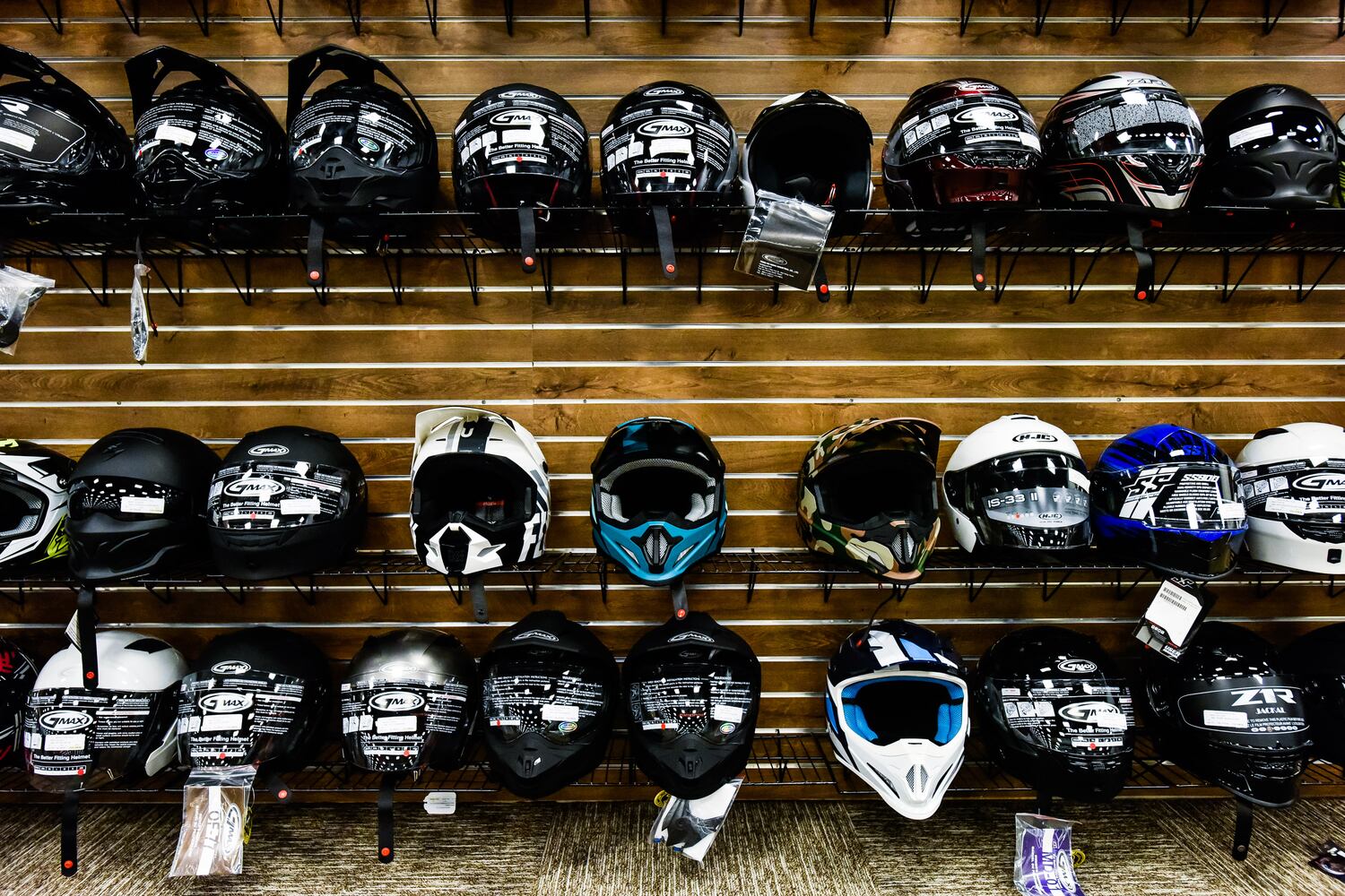 Octane Outlet motorcycle and powersports dealer now open in Middletown