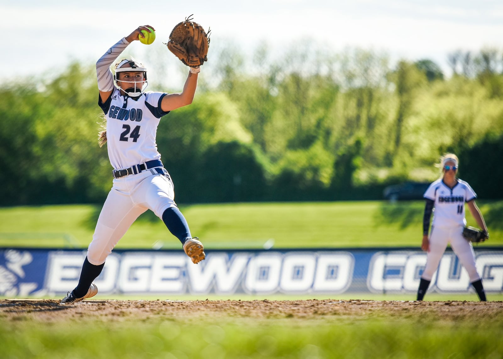 Edgewood’s Sam Davis throws a pitch during her no-hitter against Middletown on Monday in a Division I sectional opener at Edgewood. The Cougars won 10-0 in five innings. NICK GRAHAM/STAFF