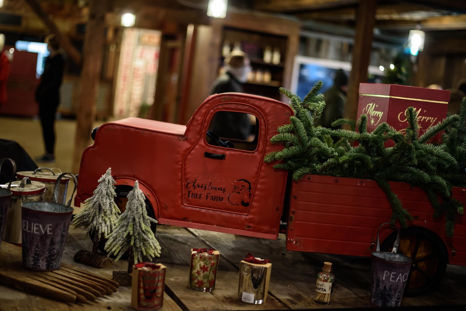 PHOTOS: Holiday Luminary Walk & Live Nativity at Hidden Valley Orchards