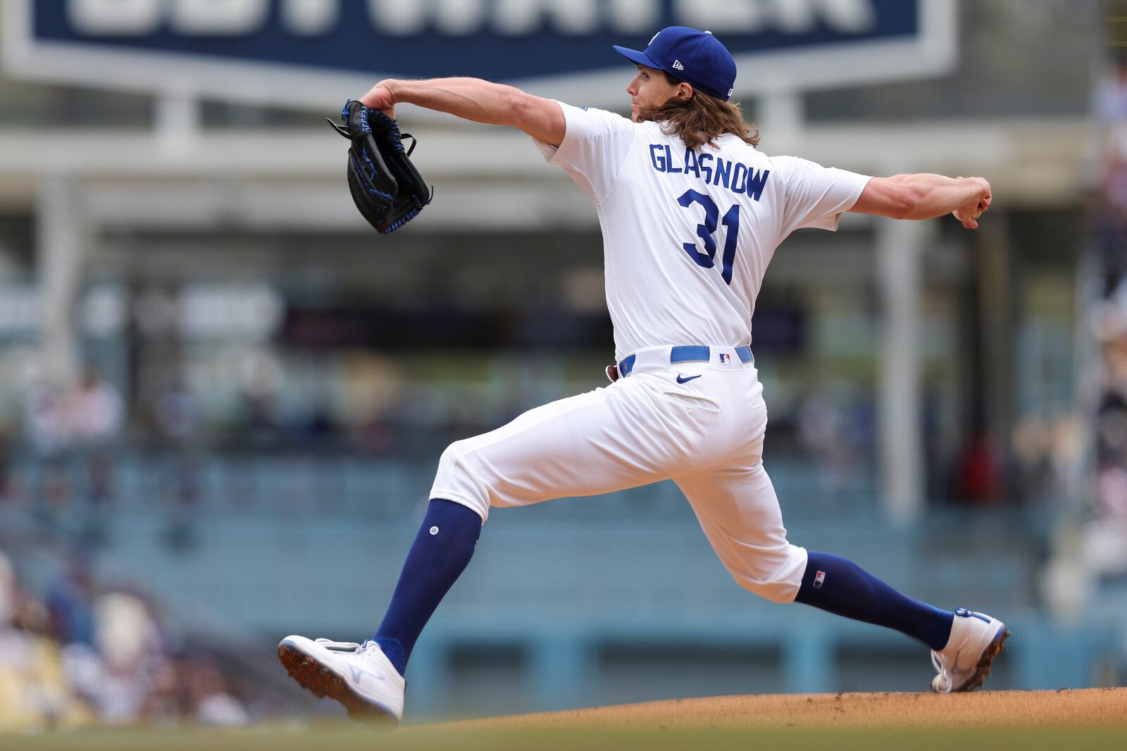 Los Angeles Dodgers pitcher Tyler Glasnow throws to a Pittsburgh Pirates batter during the first inning of a baseball game against the Pittsburgh Pirates in Los Angeles, Sunday, April 27, 2025. (AP Photo/Jessie Alcheh)
