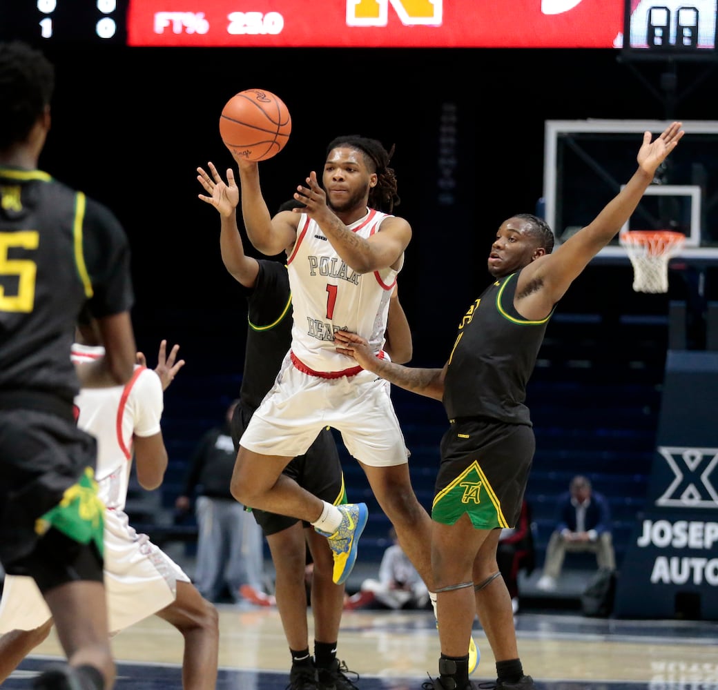 Northridge Taft basketball