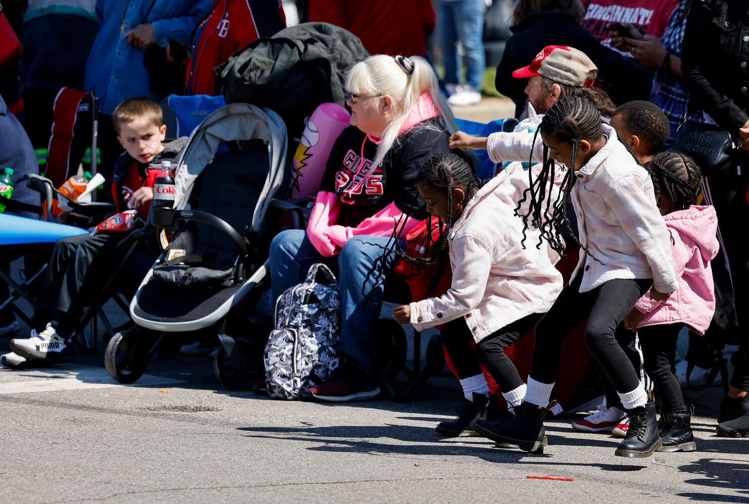 033023 Reds Parade