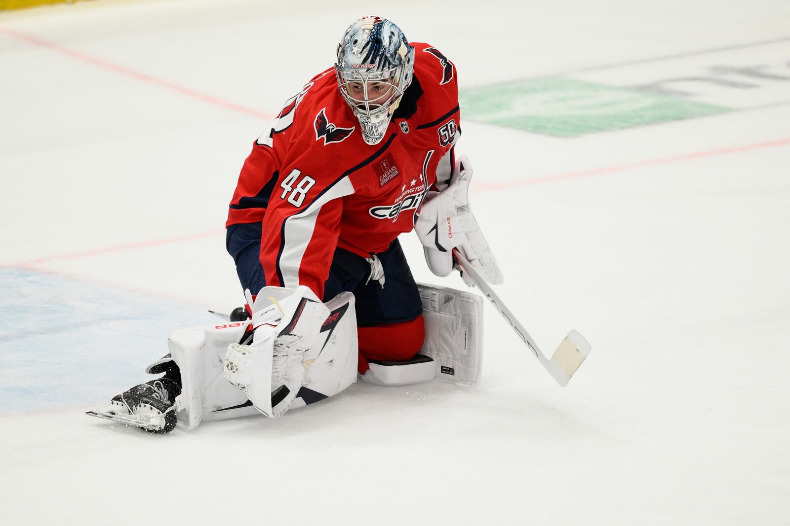 Washington Capitals goaltender Logan Thompson stops the puck in the third period of Game 2 of a first-round NHL hockey playoff series against the Montreal Canadiens Wednesday, April 23, 2025, in Washington. (AP Photo/Nick Wass)