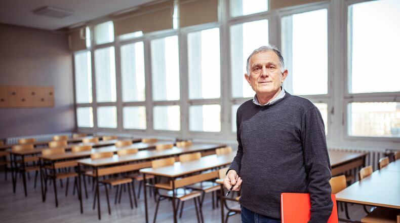 From your 30s to well into your 60s, a new study proposes working a mentally challenging job can pay off in more ways than one. It can even help maintain your cognitive health while preventing dementia later in life. iSTOCK/COX