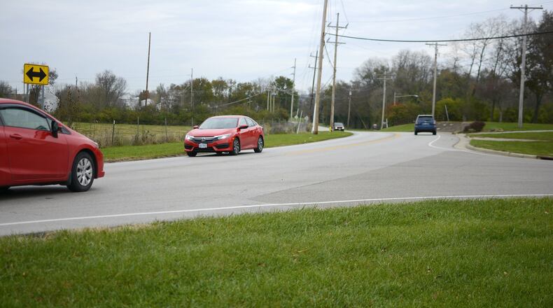 Fairfield City Council approved a contract to design a three-way roundabout at Gray and River roads. The roundabout, which is slated to begin construction if state funding is granted in late 2018, will be the first in the city of Fairfield. MICHAEL D. PITMAN/STAFF