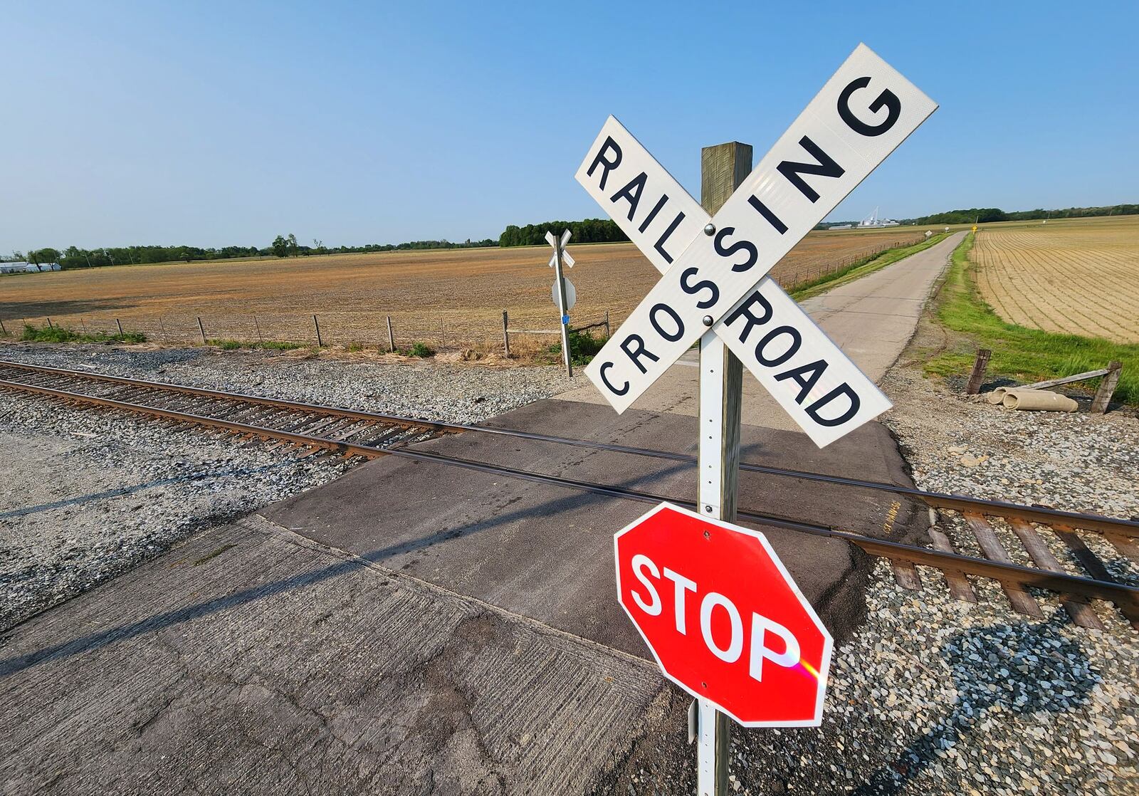 The Public Utilities Commission of Ohio (PUCO) approved safety upgrades at a rail crossing in Butler County. CSX Transportation will install flashing lights and gates at the Stout Road grade crossing in Oxford Township, Butler County, by May 17, 2024. Federal funds will pay $303,821 to complete the upgrades. NICK GRAHAM/STAFF