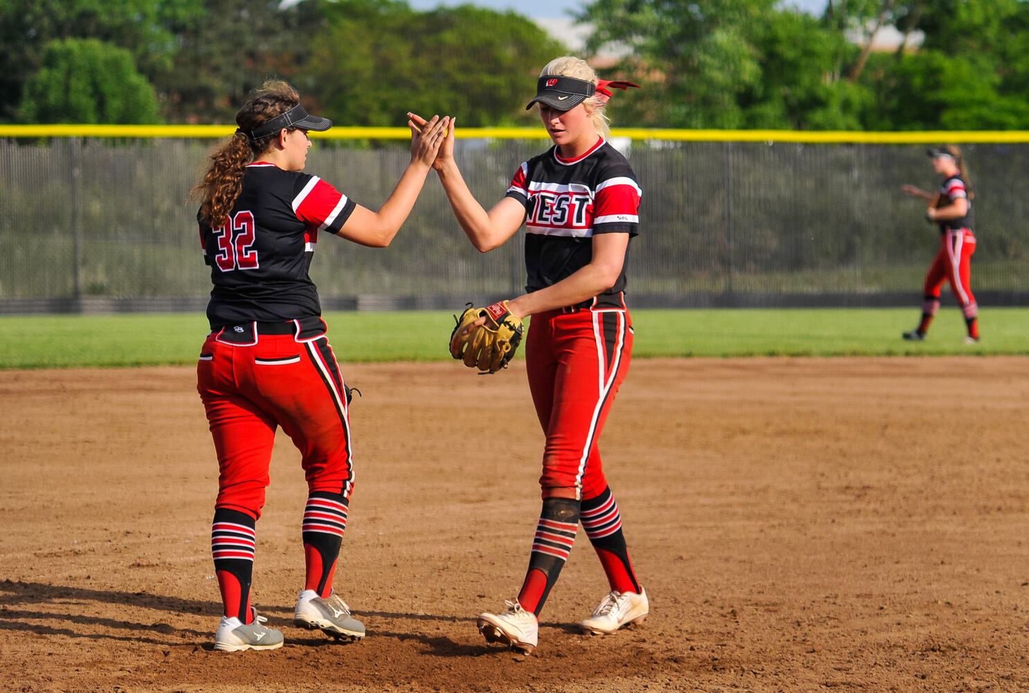 Lakota West beats Fairfield in D-1 district softball championship