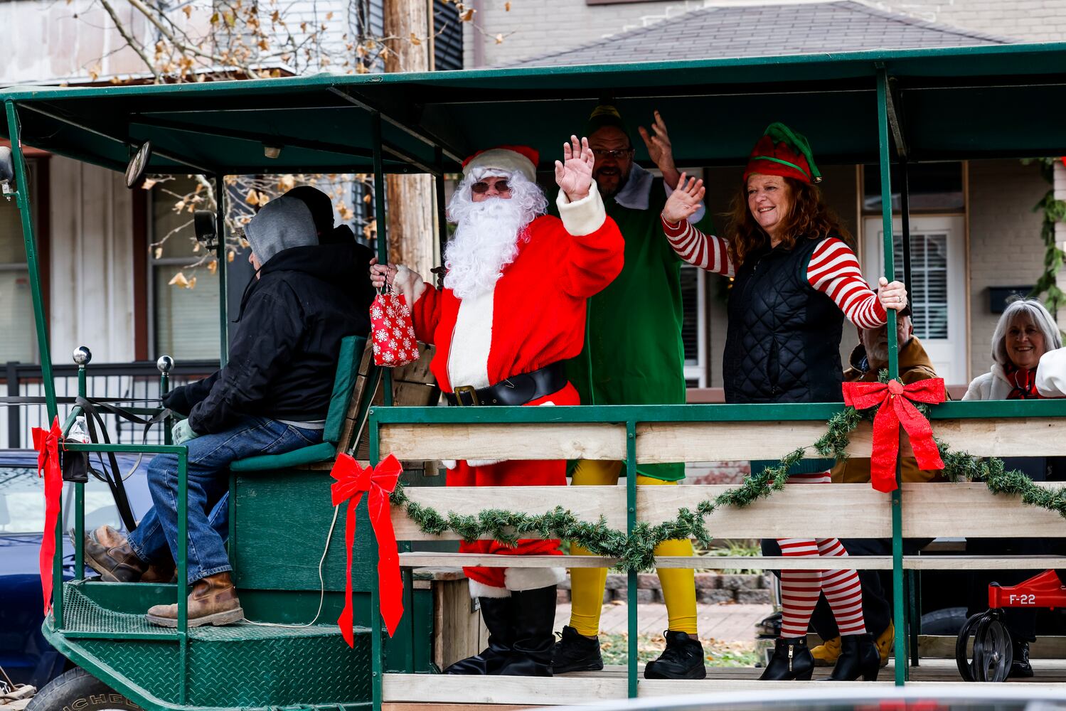 120521 German Village Christmas Walk