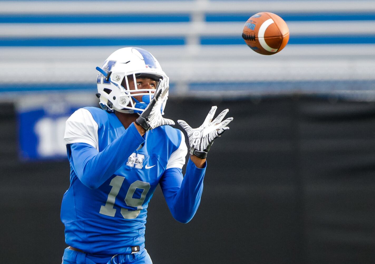 Hamilton Big Blue Football beats Anderson
