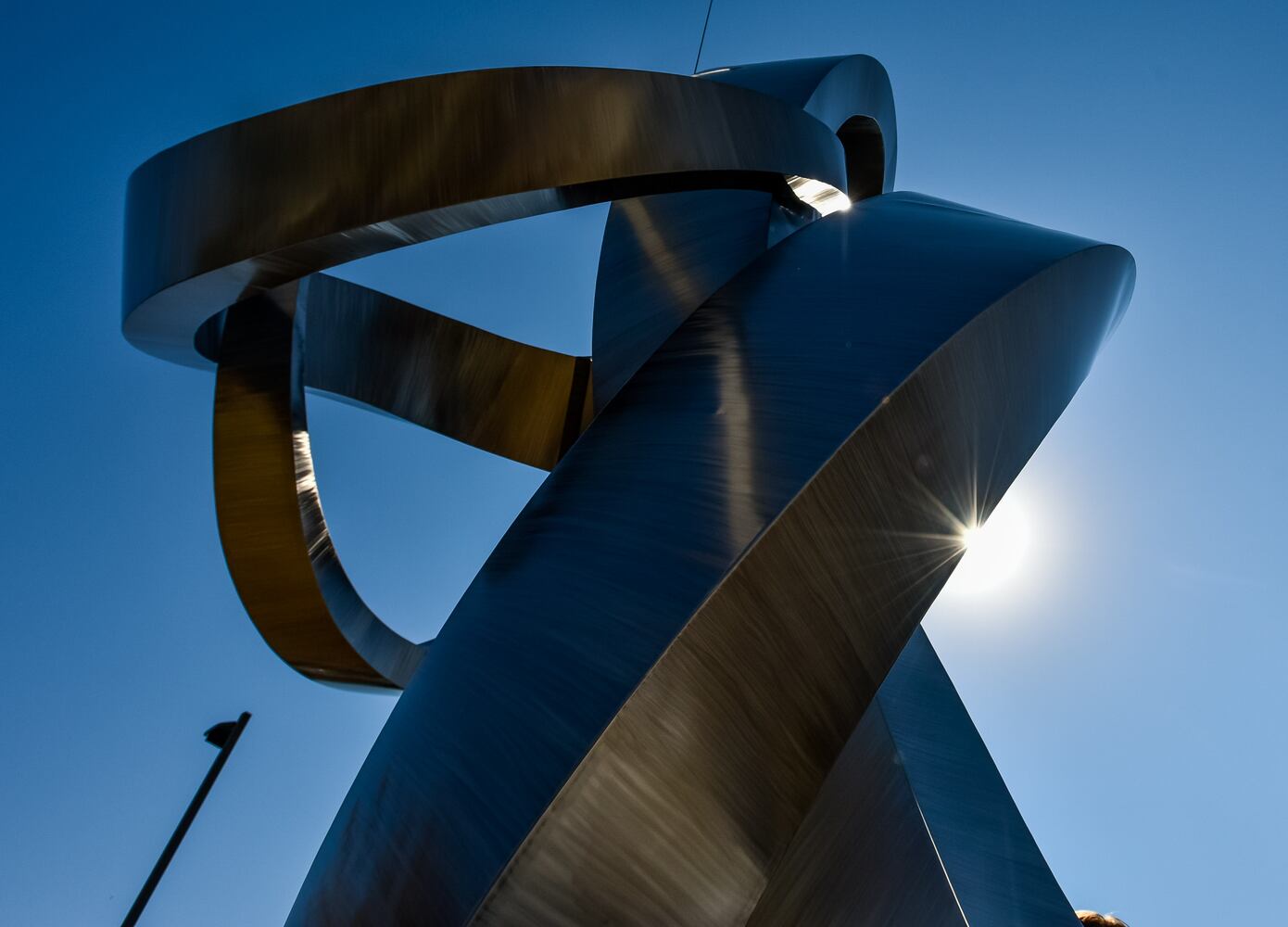 100720 embrace sculpture