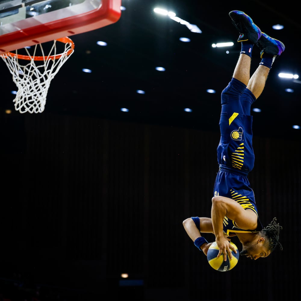 030725 Pacers Dunk team