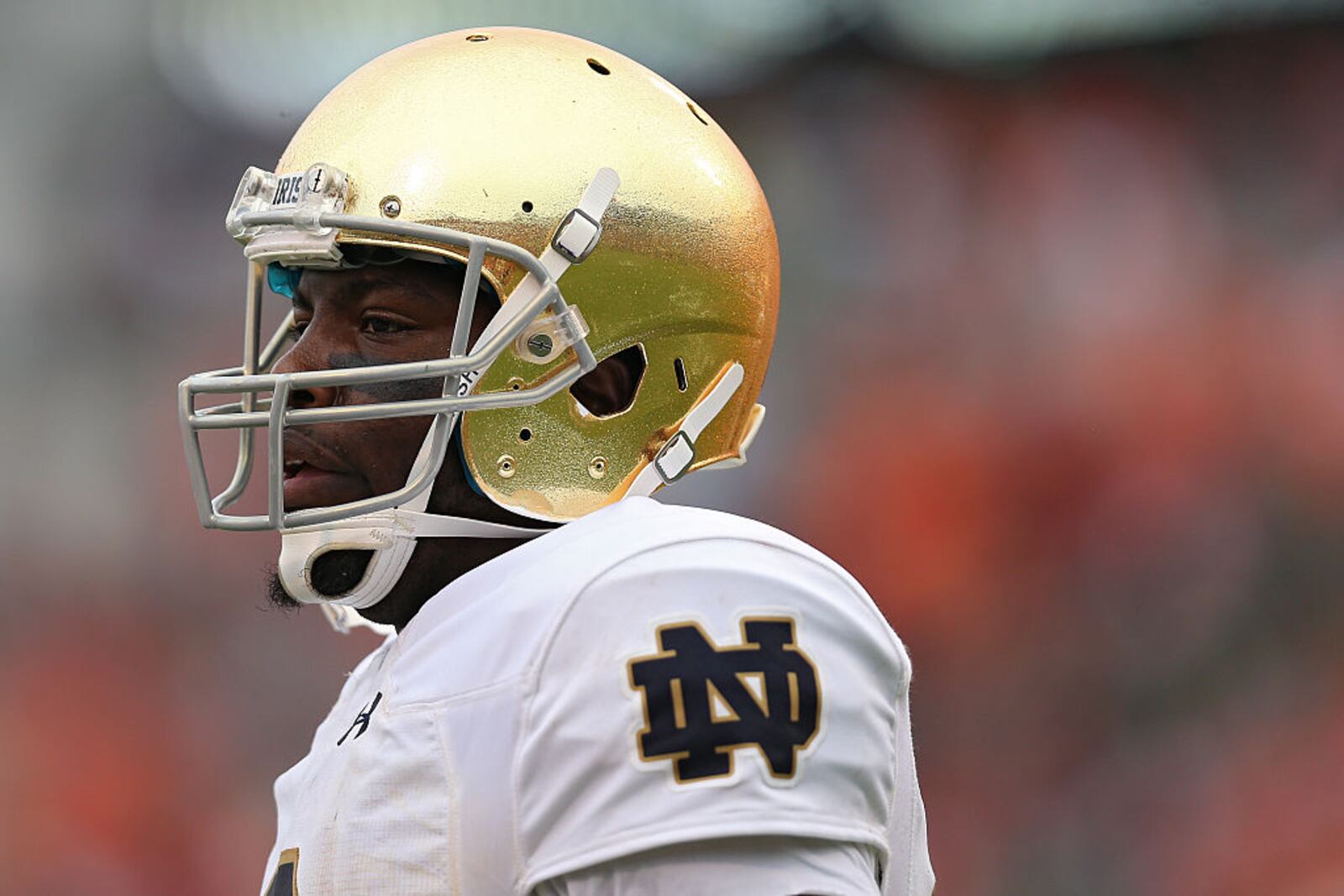 CHARLOTTESVILLE, VA - SEPTEMBER 12: Quarterback Malik Zaire #8 of the Notre Dame Fighting Irish looks on against the Virginia Cavaliers in the third quarter at Scott Stadium on September 12, 2015 in Charlottesville, Virginia. The Notre Dame Fighting Irish won, 34-27. (Photo by Patrick Smith/Getty Images)