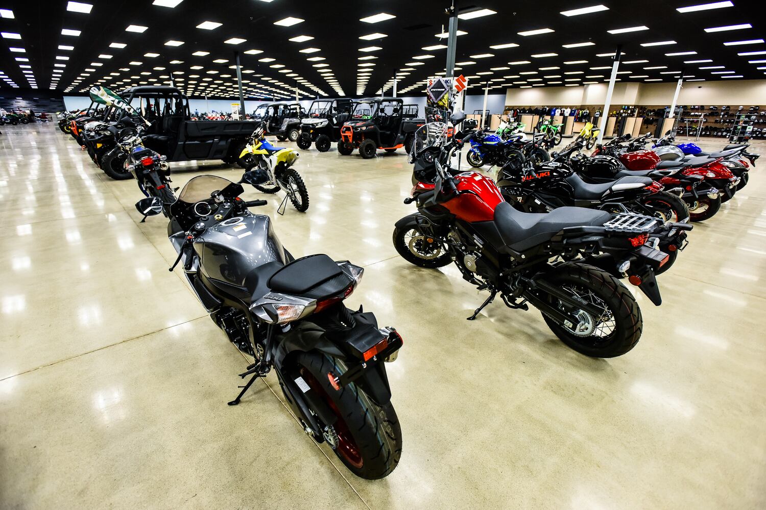 Octane Outlet motorcycle and powersports dealer now open in Middletown