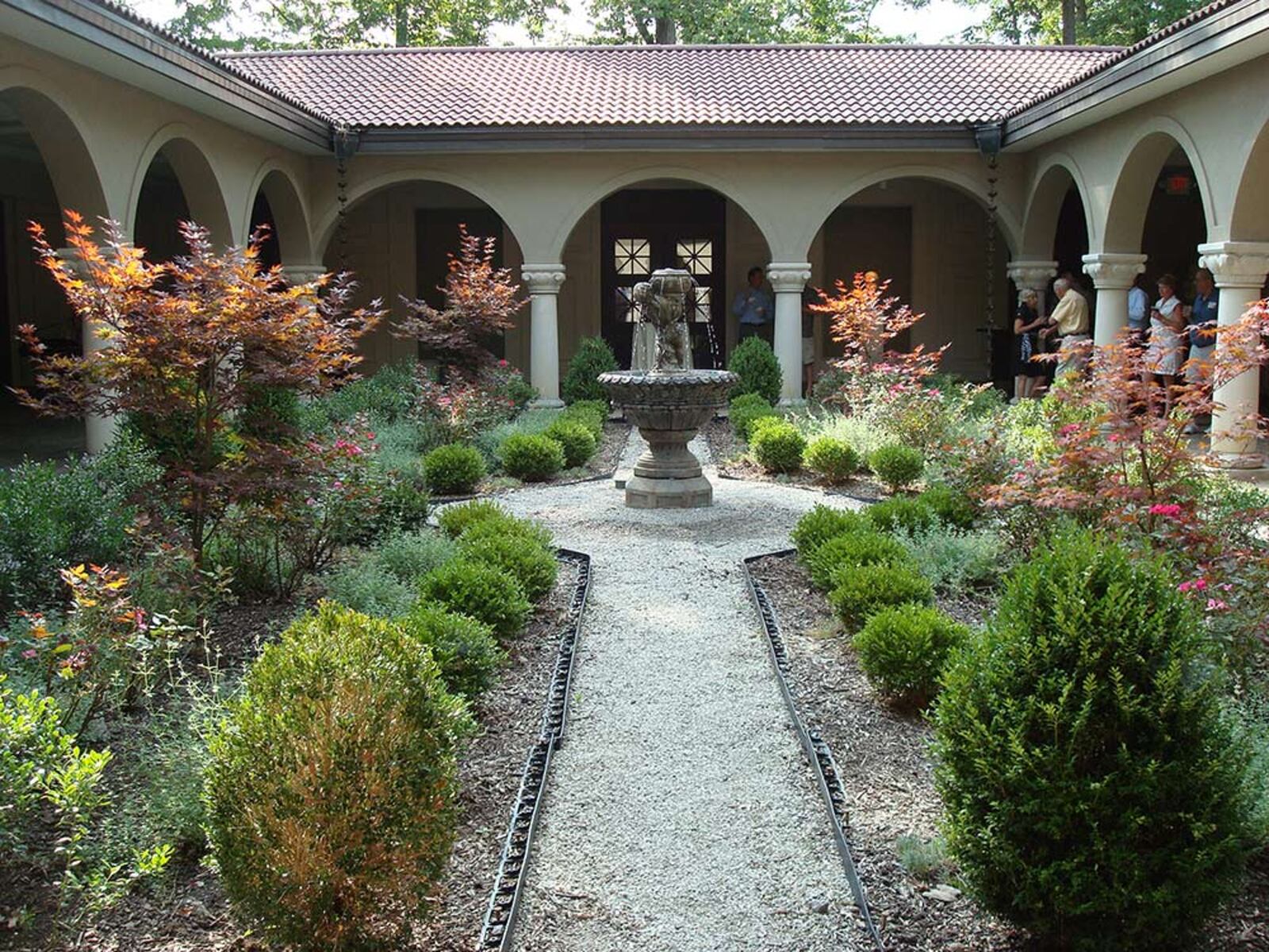 The inner garden of Pyramid Hill's ancient sculpture museum.
