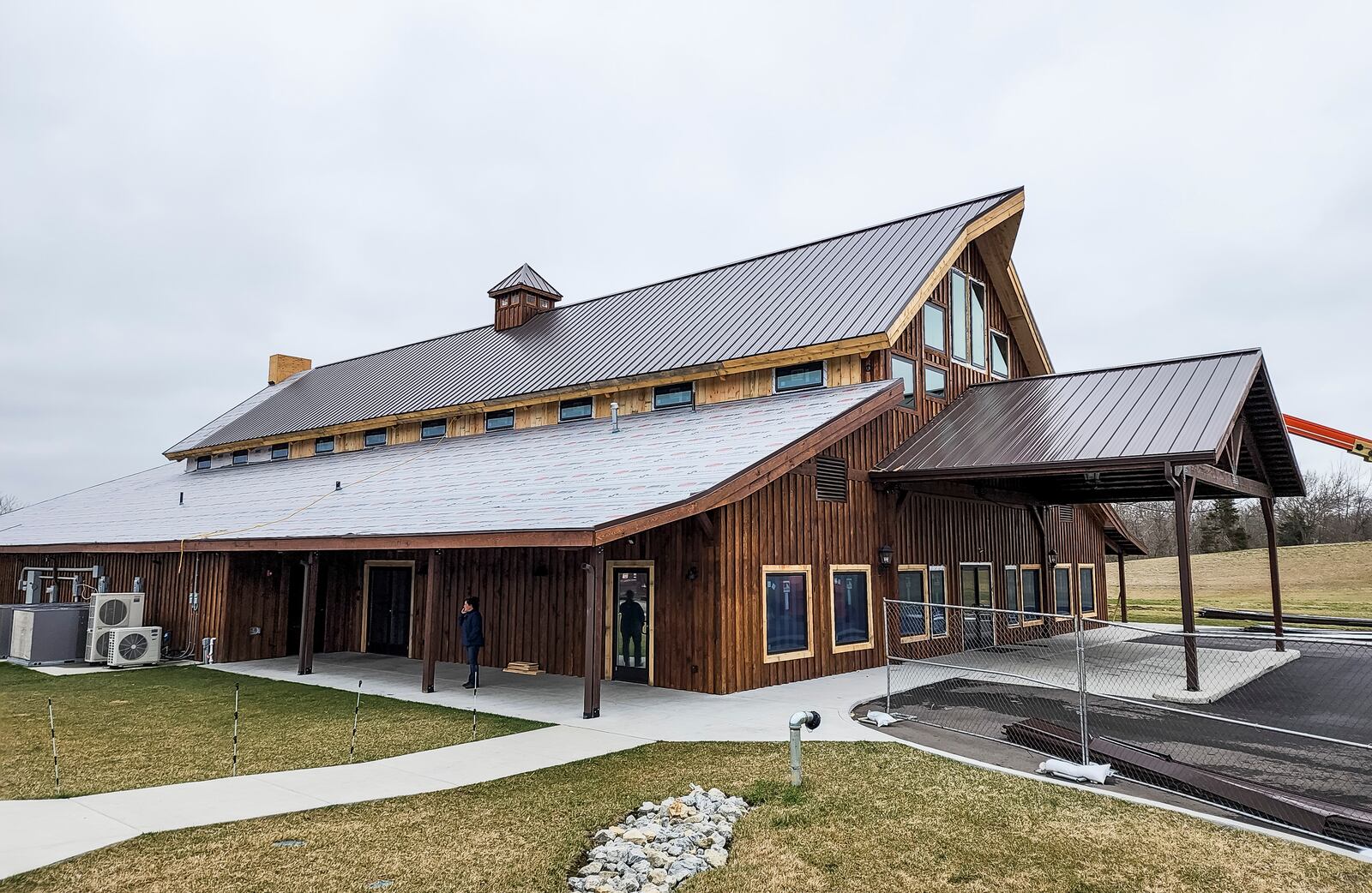 Construction continues to rebuild Hanover Reserve wedding and event venue on Millville Oxford Road after fire damaged the roof and other areas in 2021. NICK GRAHAM/STAFF
