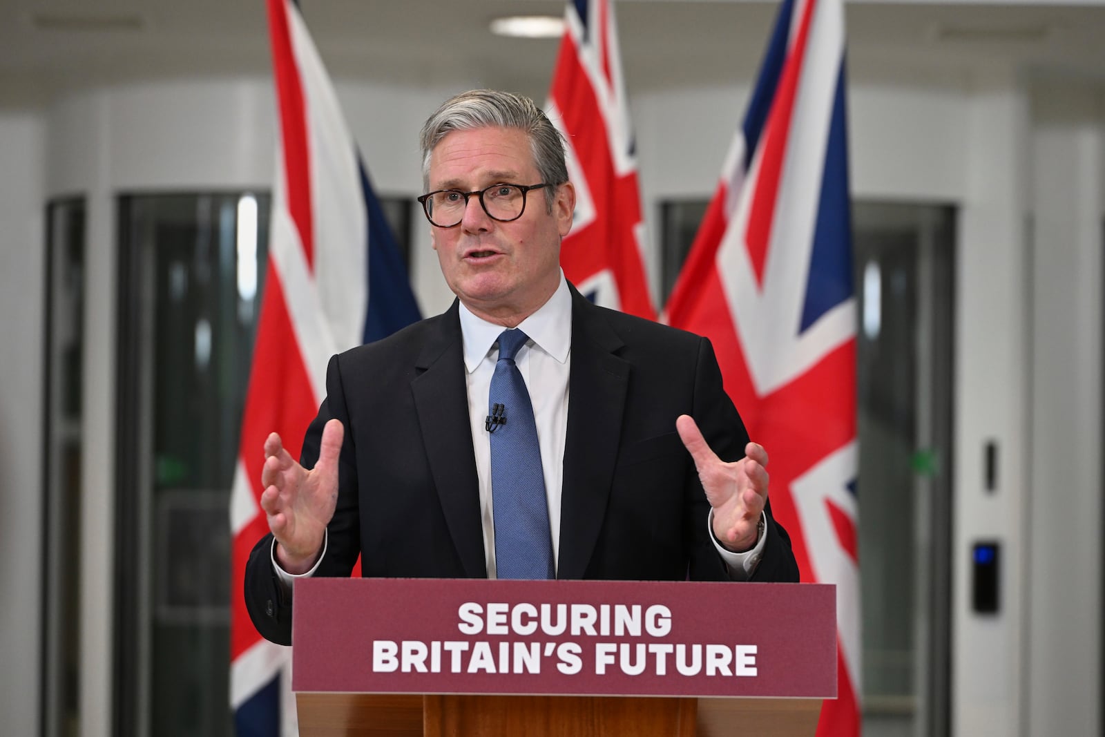 Britain's Prime Minister Keir Starmer speaks during a press conference at a military headquarters in north-west London, Thursday, May 22, 2025, following a deal on the Chagos Islands. (AP Photo/Thomas Krych, pool)
