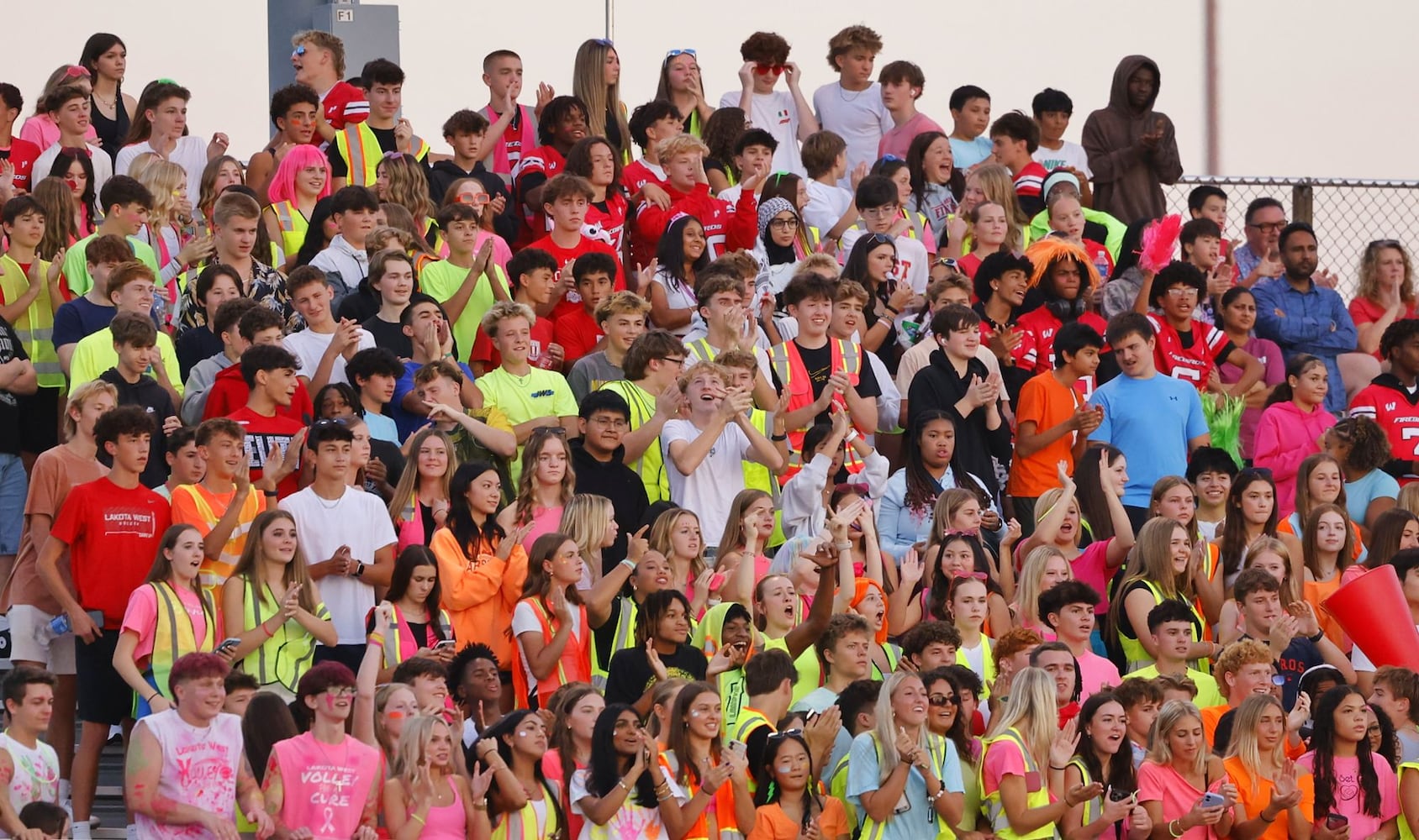 092625 Lakota West vs Middletown FB scene setter