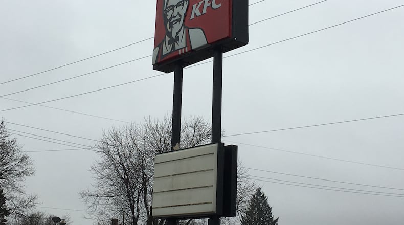 The KFC at 2211 N Verity Pkwy in Middletown asked customers to visit the restaurant’s other location at 3361 Towne Boulevard in Middletown. RICK MCCRABB/STAFF