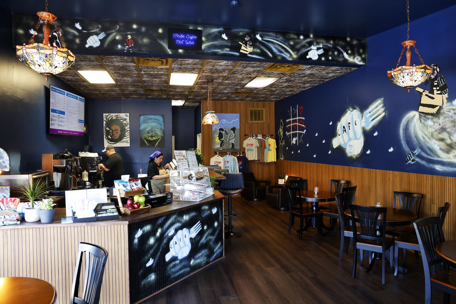 051625 Chowdown cafe