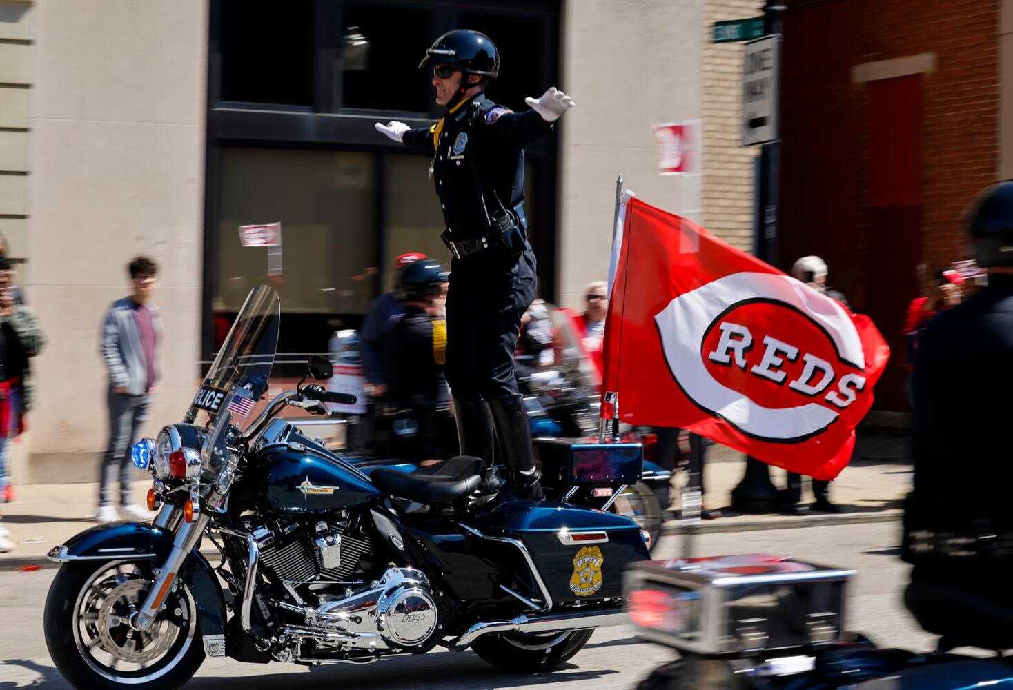 033023 Reds Parade