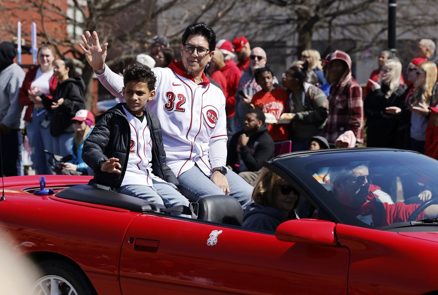 033023 Reds Parade