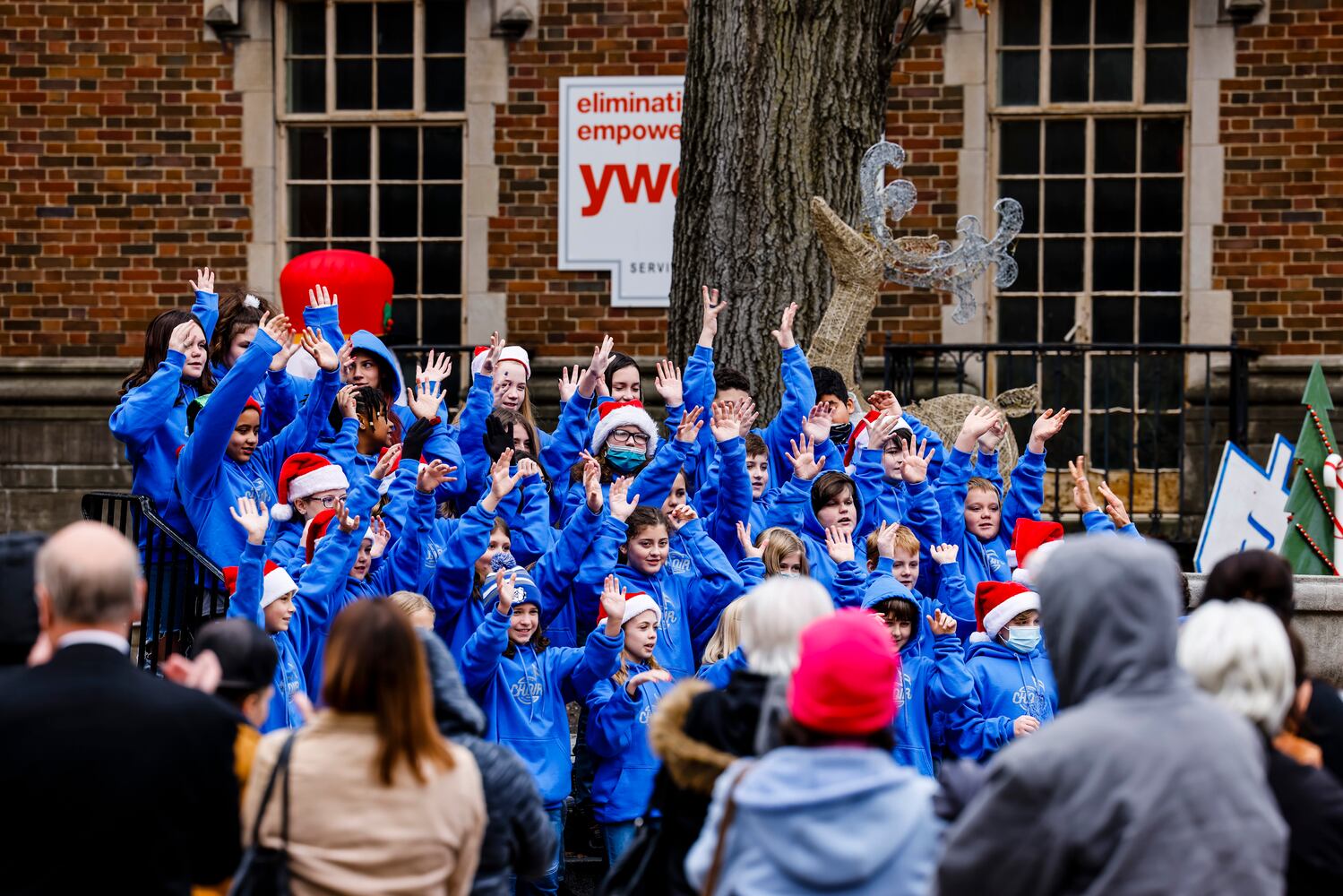 120521 German Village Christmas Walk