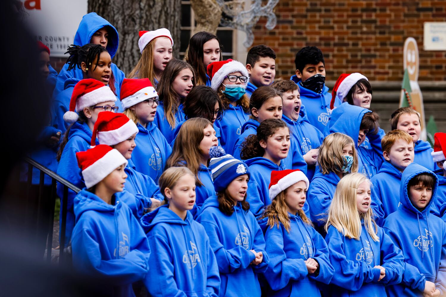 120521 German Village Christmas Walk