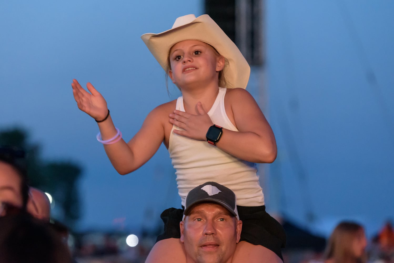 PHOTOS: Carrie Underwood & Shaboozey at the 2025 Voices of America Country Music Fest