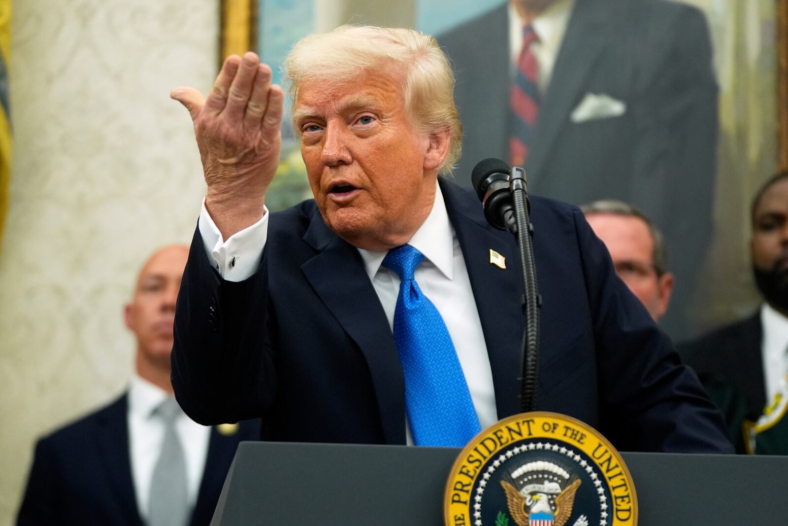 President Donald Trump speaks during an event to present law enforcement officers with an award in the Oval Office at the White House, Monday, May 19, 2025. (AP Photo/Manuel Balce Ceneta)