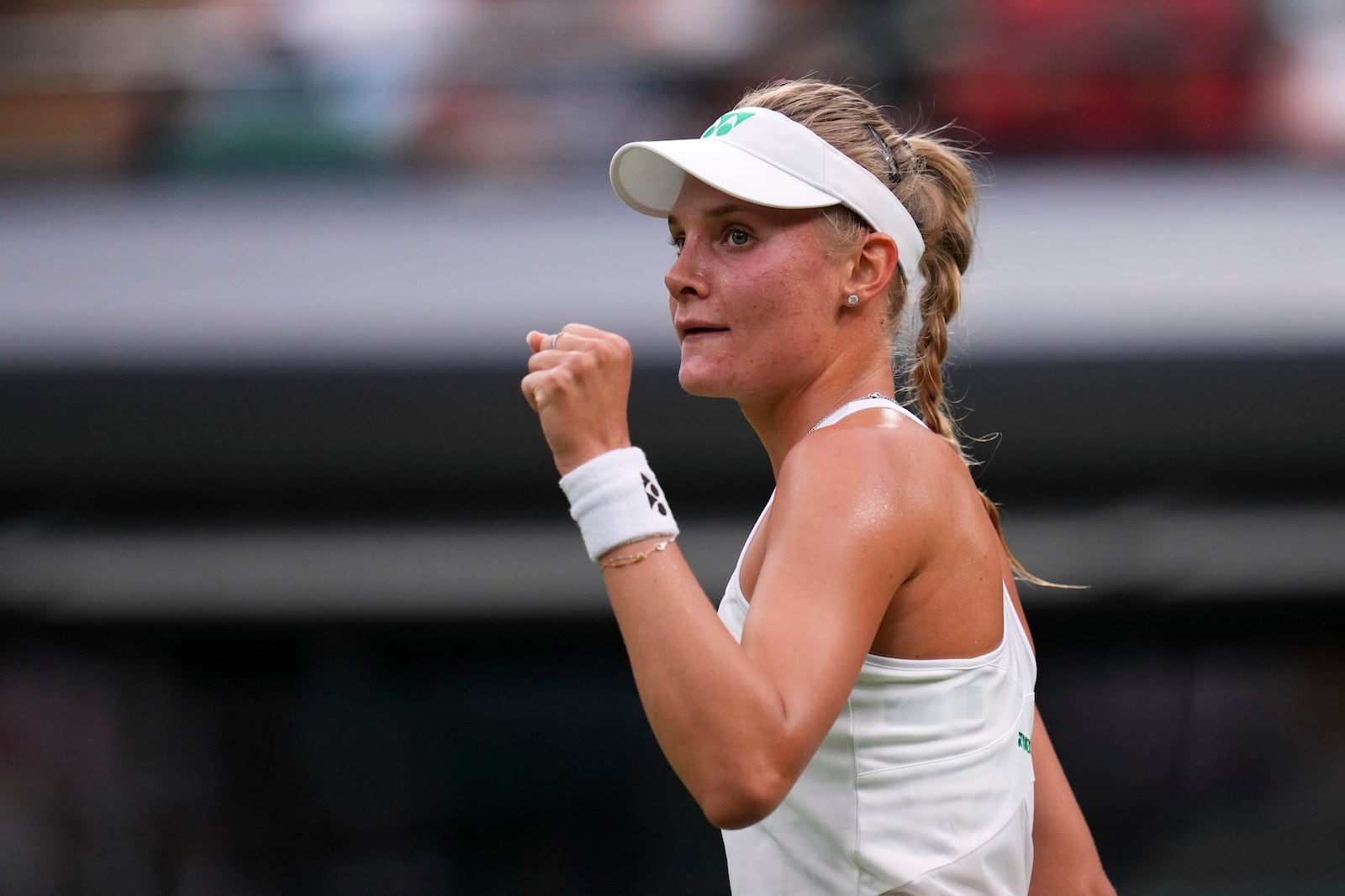 Dayana Yastremska of Ukraine reacts during her first round women's single match against Coco Gauff of the U.S. at the Wimbledon Tennis Championships in London, Tuesday, July 1, 2025.(AP Photo/Kirsty Wigglesworth)