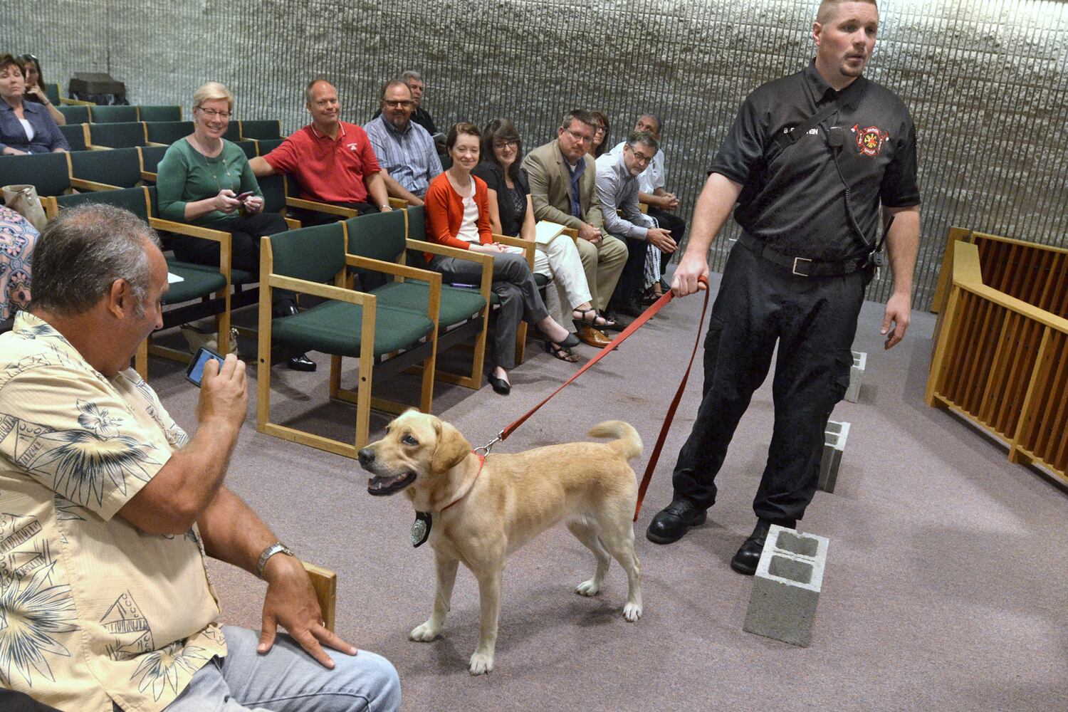 News hounds (9/10/15)