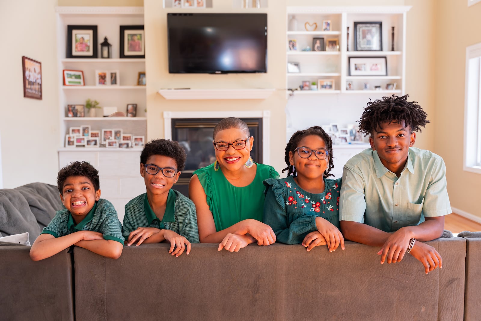 From L-R: Daniel, 10; Brandon, 12; Sheletta; Cameron, 11; and Andrew, 18. Andy Berndt/PROVIDED